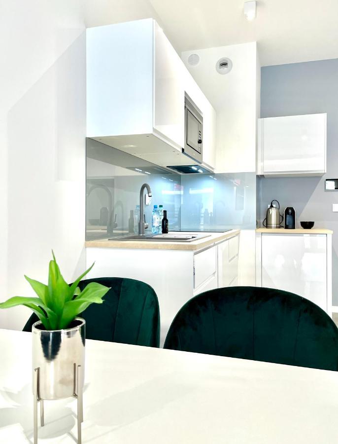 Modern Green Apartment 克拉科夫 外观 照片